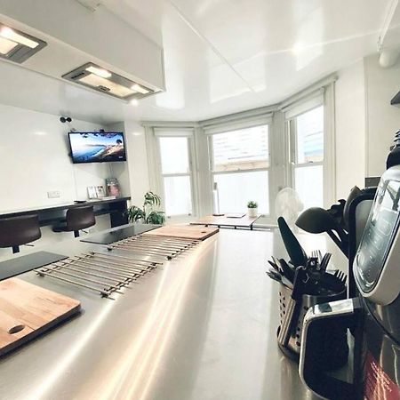Apt 03 Beachside Beauty Central Studio Steps From Cafes Brighton ภายนอก รูปภาพ