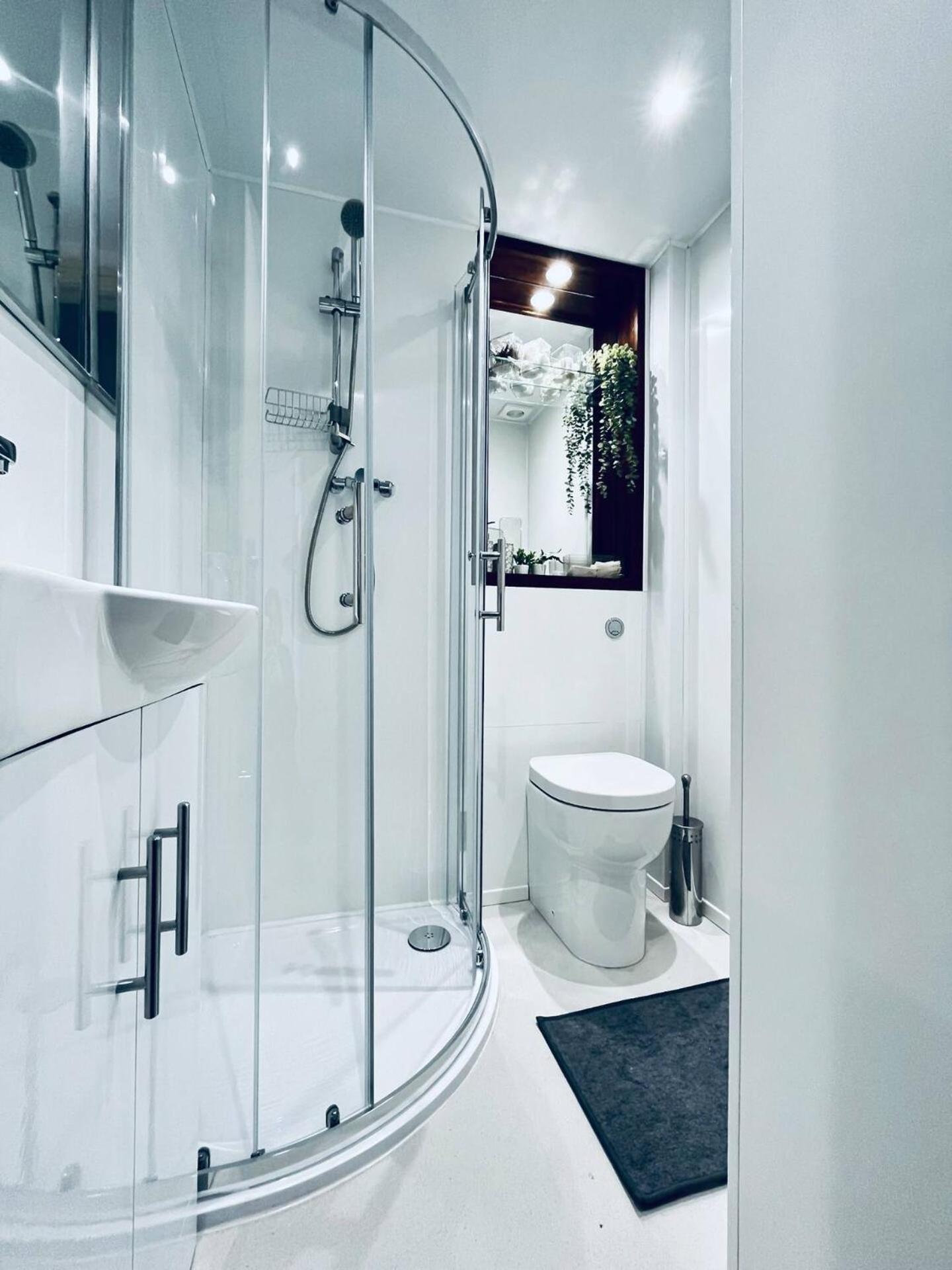 Apt 03 Beachside Beauty Central Studio Steps From Cafes Brighton ภายนอก รูปภาพ