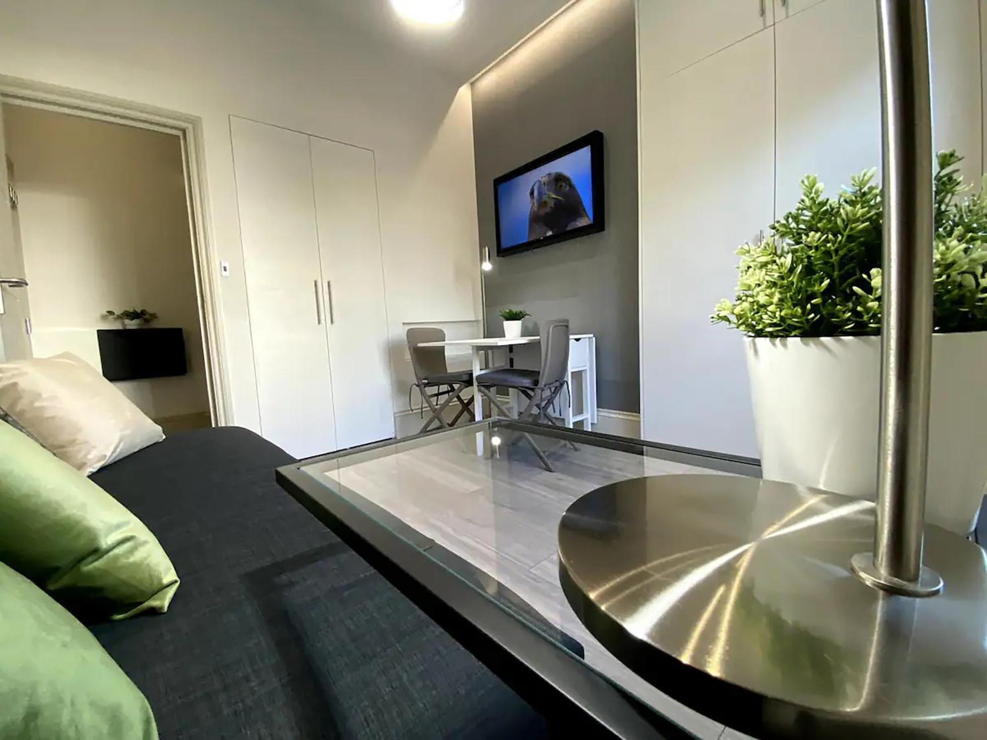 Apt 03 Beachside Beauty Central Studio Steps From Cafes Brighton ภายนอก รูปภาพ
