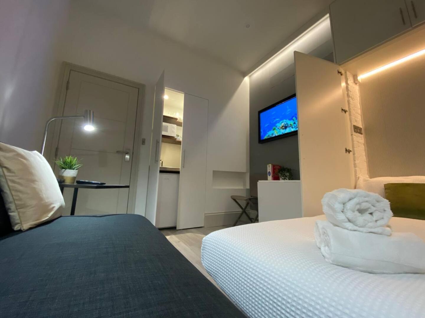 Apt 03 Beachside Beauty Central Studio Steps From Cafes Brighton ภายนอก รูปภาพ